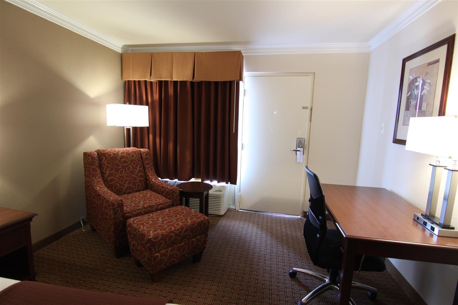Best Western Canton Inn Екстериор снимка